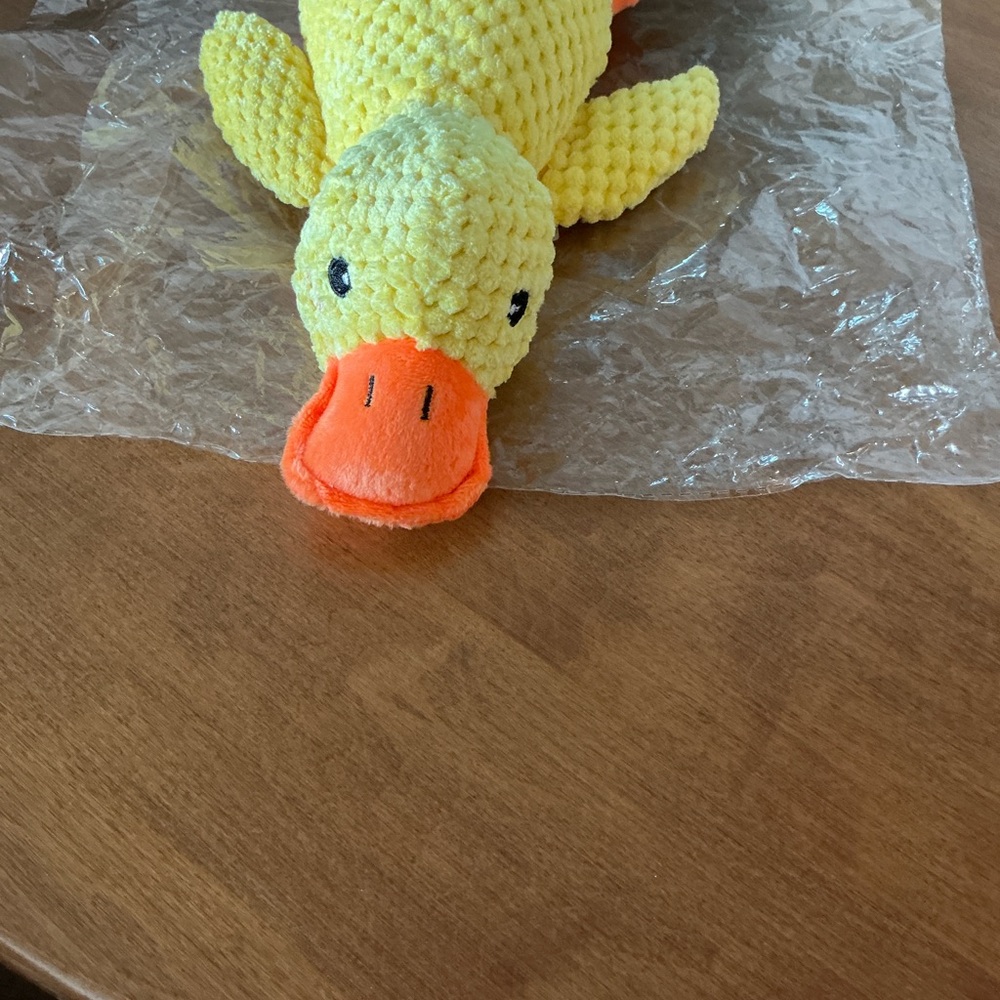 Yellow Plush Duck Companion Dog Toy new 10 4 for 20